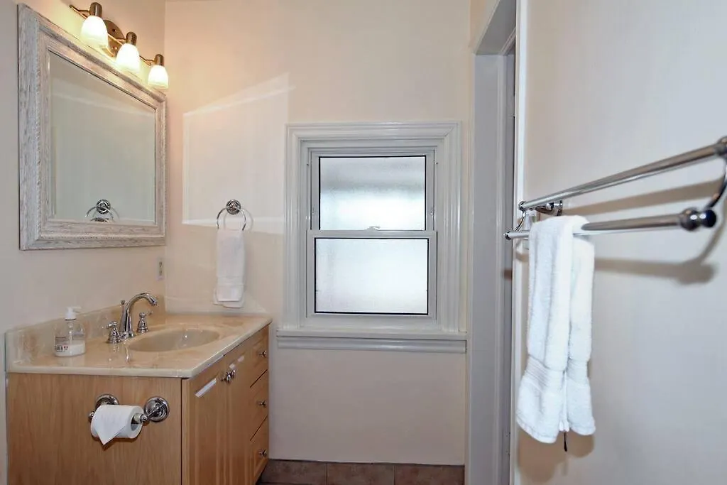 Niagara Sky Line 2- Walk To The Falls & Complimentary Breakfast Delivered Daily To The Rental