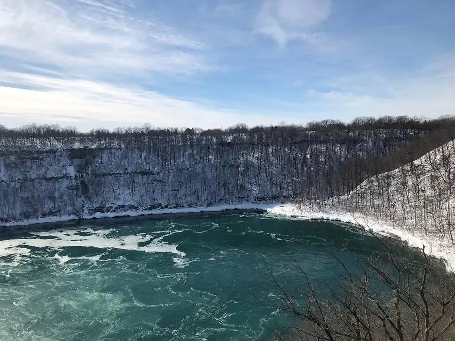 Casa vacanze Niagara Sky Line 2- Walk To The Falls & Complimentary Breakfast Delivered Daily To The Rental