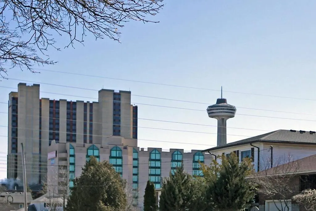 Niagara Sky Line 2- Walk To The Falls & Complimentary Breakfast Delivered Daily To The Rental 0*, Niagara Falls