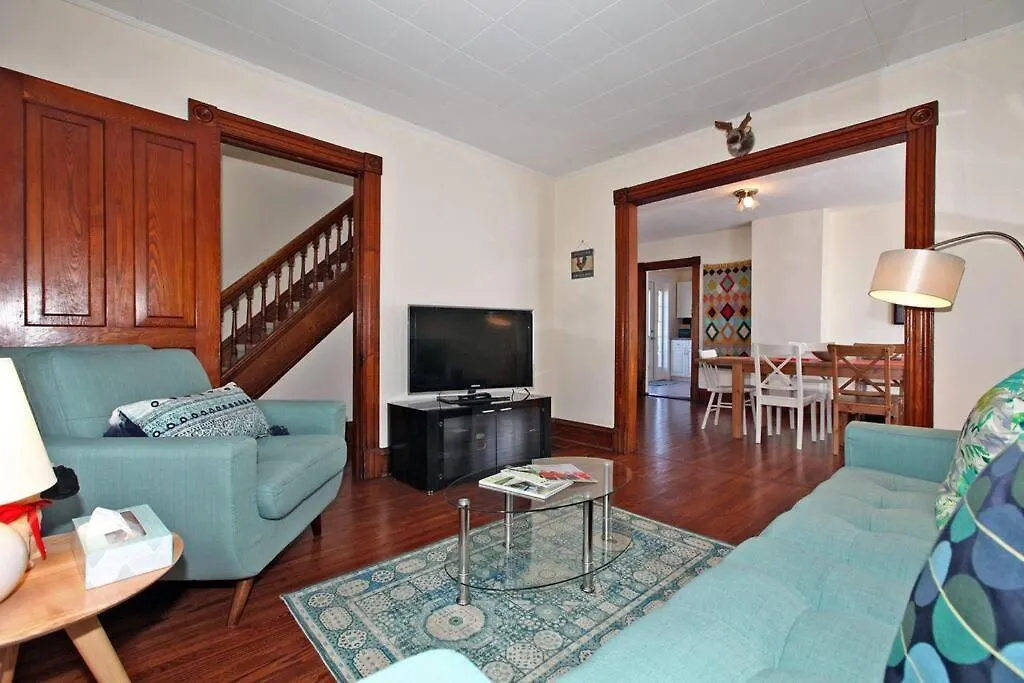 Niagara Sky Line 2- Walk To The Falls & Complimentary Breakfast Delivered Daily To The Rental 0*, Niagara Falls